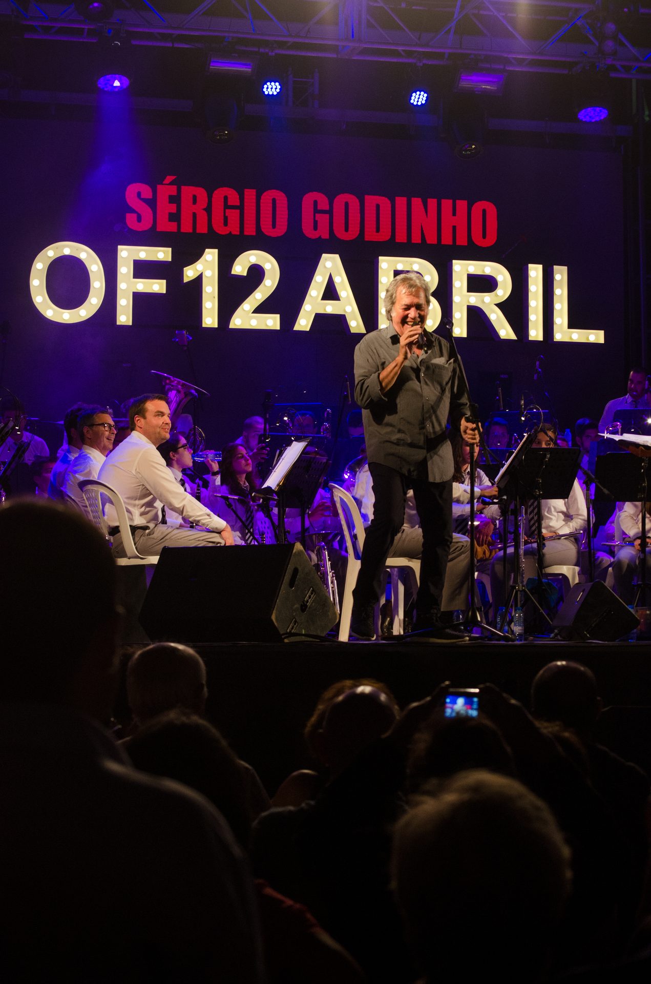 OF 12 de Abril — Momentos